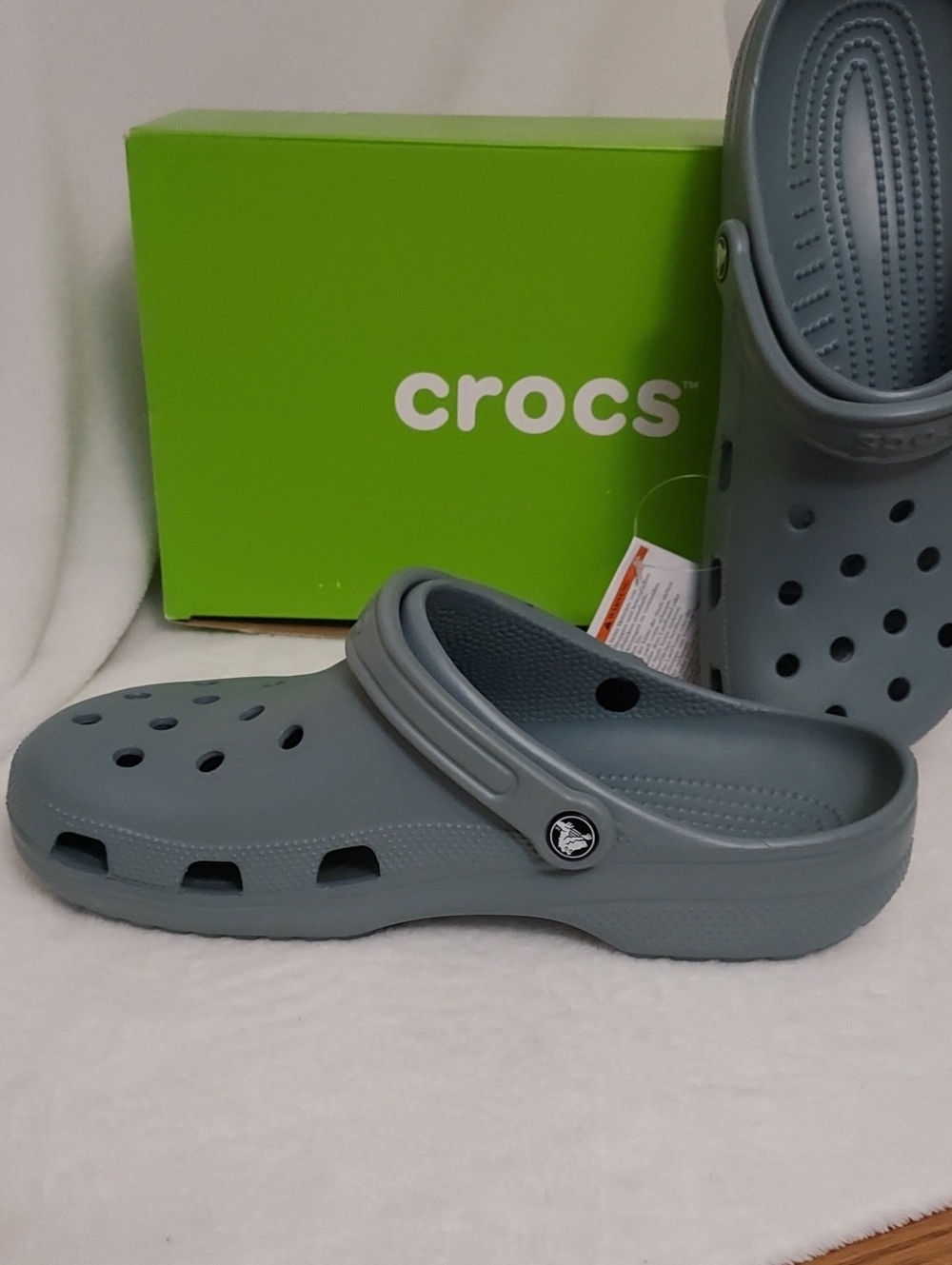 Mens Crocs - Picture 5 of 9